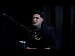 Play MP4 - Se sentiu estranho no come&ccedil;o ap&oacute;s os atendimentos&comma; conheceu uma criadora na sauna&comma; tiveram que mesclar pra n&atilde;o ter somente gays&comma; e foi assaltado - Gabriell Rios &lpar;WATCH ON&colon; SHEER&sol;RED&rpar;