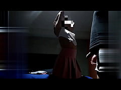 Play MP4 - La calientahuevos de mi clase me llev&oacute; a su habitaci&oacute;n para estudiar y terminamos cogiendo