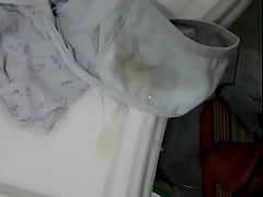 Play MP4 - gozando na calcinha da sogra