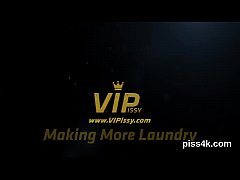 Play MP4 - Pretty lesbo teenies get covered with pee and splatter wet twats