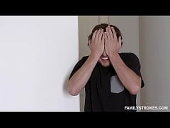 Play MP4 - Italian Stepmother Helps Struggling Stepson- Crystal Rush