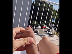 Play MP4 - Masturbation sur la terrasse