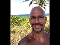 Play MP4 - MAXXX LOADZ LOVING LIFE