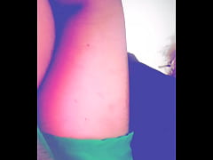 Play MP4 - Femme mature sexy avec grosse envie de sexe