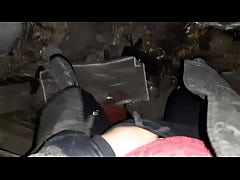 Play MP4 - Village girl masturbates hotly in a cold barn