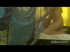 Play MP4 - A MI VECINA LE GUSTA QUE LE REVIENTEN LA VAGINA