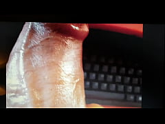 Play MP4 - Huge veiny shemale cock