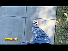 Play MP4 - A tour of the city with a happy ending