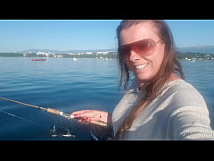 Play MP4 - 1er juin&comma; ouverture de la p&ecirc;che sur le lac L&eacute;man &agrave; Gen&egrave;ve