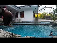 Play MP4 - Juicy Booty THESweetThroat Twerking FireHouseXXX BTS