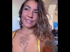 Play MP4 - Que tu bosses ou pas aujourd'hui&comma; viens faire un tour sur mon profil&comma; il y a de &period;&period;&period;