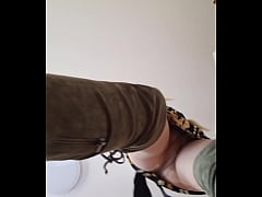 Play MP4 - Fetish feet Elza Kom's