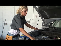 Play MP4 - The superb looking blonde lesbian fucks the as sexy car mechanic on the floor