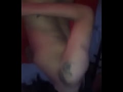 Play MP4 - Edoarda share double dildo with friend