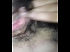 Play MP4 - Peluda mojada