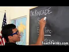 Play MP4 - Latino student Brizel fucked by teacher Cameron Kincade