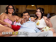 Play MP4 - BRAZZERS - Ashlyn Peaks & Chloe Surreal Invite Their Crush For A Movie Night But Soon Turns To A Steamy Threesome