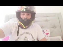 Play MP4 - La navidad me puso caliente as&iacute; es mi trabajo en cuarentena en Medell&iacute;n Colombia