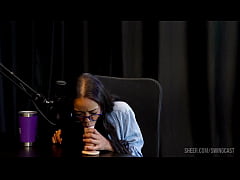 Play MP4 - COMPILADOS DA ALICE VASCONCELOS NO PAPO COM TIFANY &lpar;SWING CAST&rpar; - PARTE 3 &lpar;WATCH ON&colon; SHEER&sol;RED&rpar;