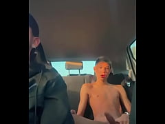 Play MP4 - PAGUEI A CORRIDA DANDO O CU