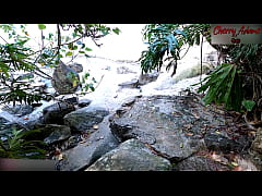 Play MP4 - Sexo Na Praia Deserta&excl;&excl; Brasileira Amadora Cherry Adams Chupou Rola e Levou Gozada na Cara - V&iacute;deo de Sexo Amador em P&uacute;blico na Praia - Cherry Adams & Riick XXX - Completo no RED