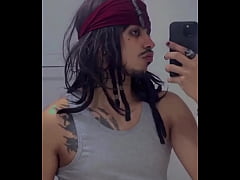 Play MP4 - indo pros perigos noturnos com uma vers&atilde;o calorenta do capit&atilde;o ️