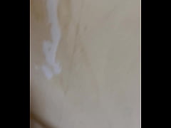 Play MP4 - malik hand