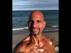 Play MP4 - THE BEACHBODY PORNSTAR MAXXX LOADZ