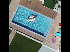 Play MP4 - Pour f&ecirc;tes le beaux temps Je fais une promotion sur l&rsquo;abonnement il y&period;&period;&period;