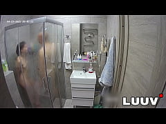 Play MP4 - LUUV&period; Quick sex in the shower for young couple Abbadon and Kareflore
