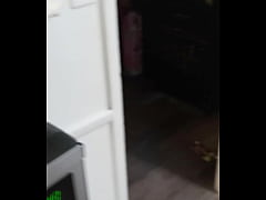 Play MP4 - Tristina Millz Cooking Chicken