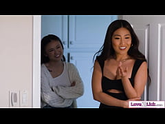 Play MP4 - You want to make a one last lesbian memory in your old room&quest;