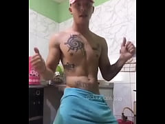 Play MP4 - Olha ele de novo&period;&period;&period; Parece que o pau t&aacute; mais duro&period;&period;&period;