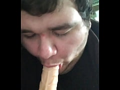 Play MP4 - Working down my dildo