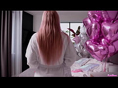 Play MP4 - Romantic gift for Valentine's Day Leah Meow