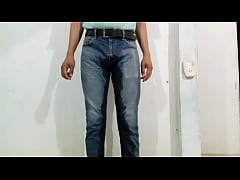 Play MP4 - Pantalones orinados y doble orgasmo