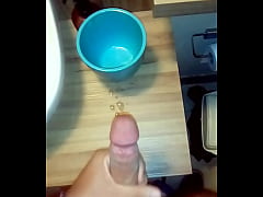 Play MP4 - tocando uma no banheiro