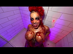 Play MP4 - Vampire Bloood Bath