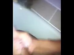 Play MP4 - Jerking off