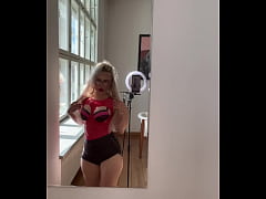 Play MP4 - SissyBoy&comma; Put on the panties I picked