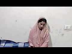 Play MP4 - Desi Indian Muslim Girlfriend Fuck Hard In Bathroom