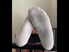 Play MP4 - "You can record my feet for about 5 mins&period; Then I have to go back to work&period;" &num;malefeet &num;guysfeet &num;gayfeet