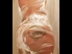 Play MP4 - Shower with me