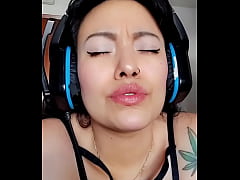 Play MP4 - WATCH HOW I TOUCH MYSELF WHILE WATCHING PORN