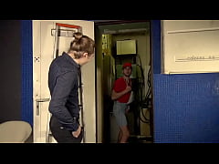 Play MP4 - Bande annonce &vert; Plan sexe bien chaud entre minets blondinets