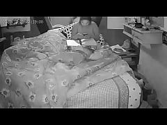 Play MP4 - Estudante se apaixona pelo professor e manda este video para ele