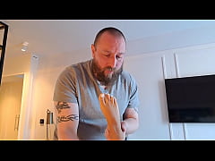 Play MP4 - Step Sister Sweaty Foot Worship