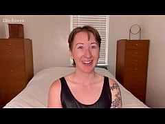 Play MP4 - Cuck Public Handjob