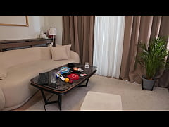 Play MP4 - The girl plays cards and performs tasks