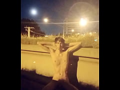 Play MP4 - Exposed on the overpass